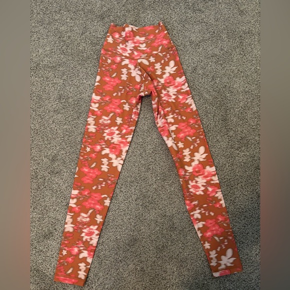 AERIE Offline Crossover Patterned Leggings - Picture 6 of 7